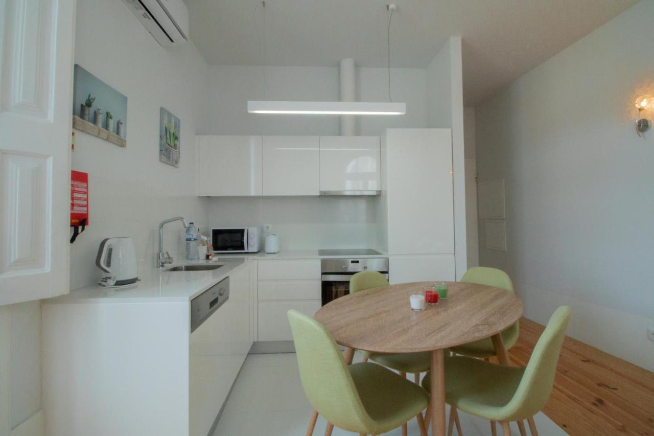 Passeio Da Avenida - Central Avenue Apartment With Elevator Виана-ду-Каштелу Экстерьер фото